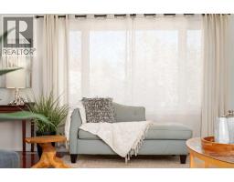 3pc Bathroom - 1323 University Drive Nw, Calgary, AB T2N3Y8 Photo 10