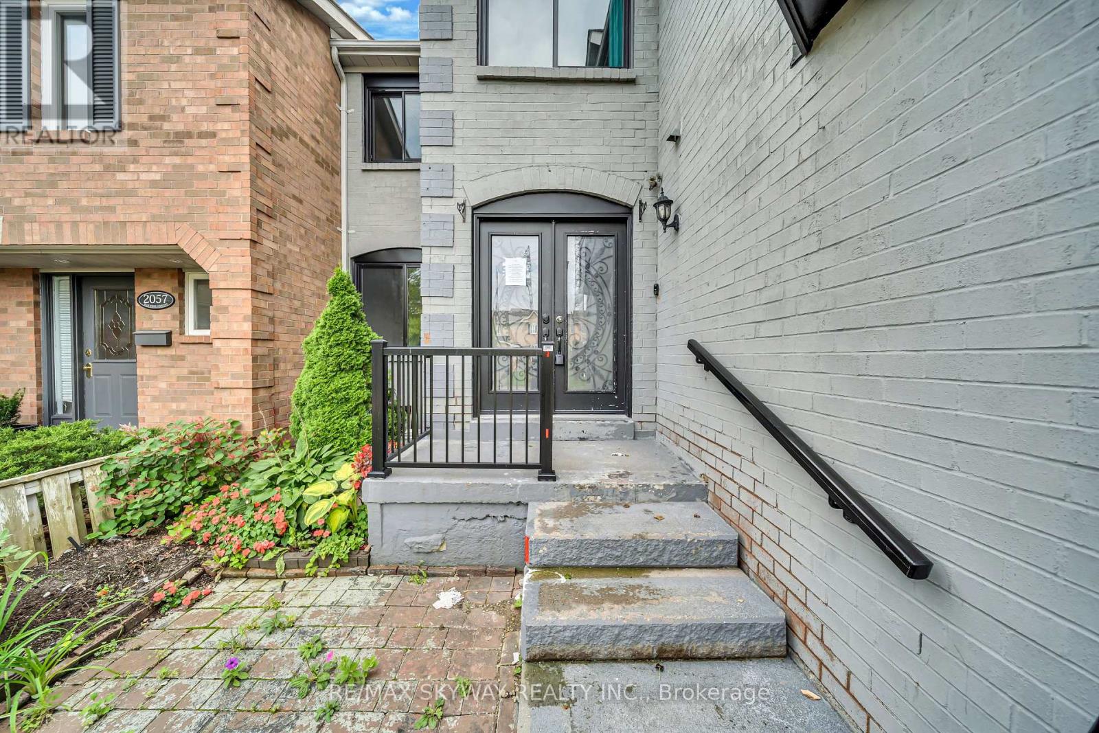 2055 BLUE RIDGE CRESCENT - Image 4