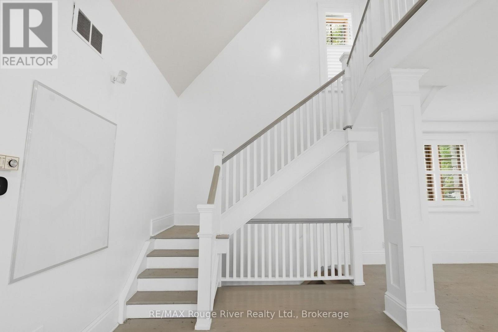 780 Garden Street, Whitby, ON photo 13