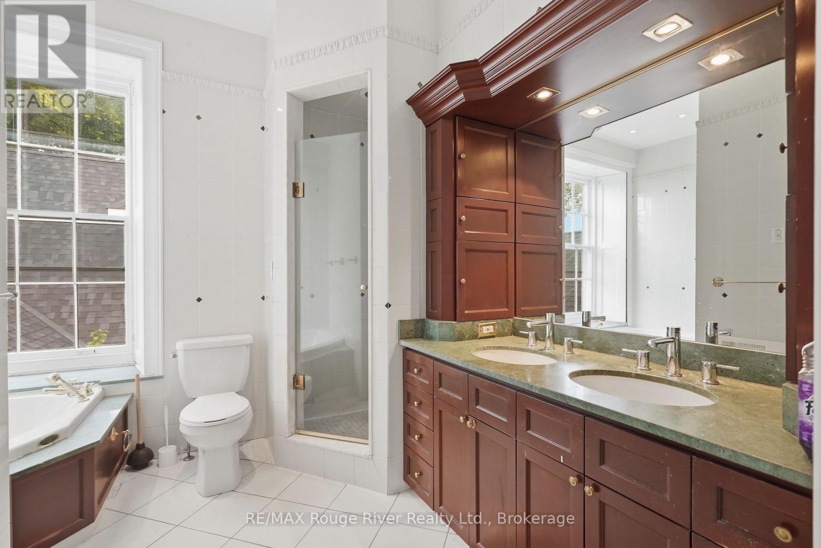 780 Garden Street, Whitby, ON photo 19