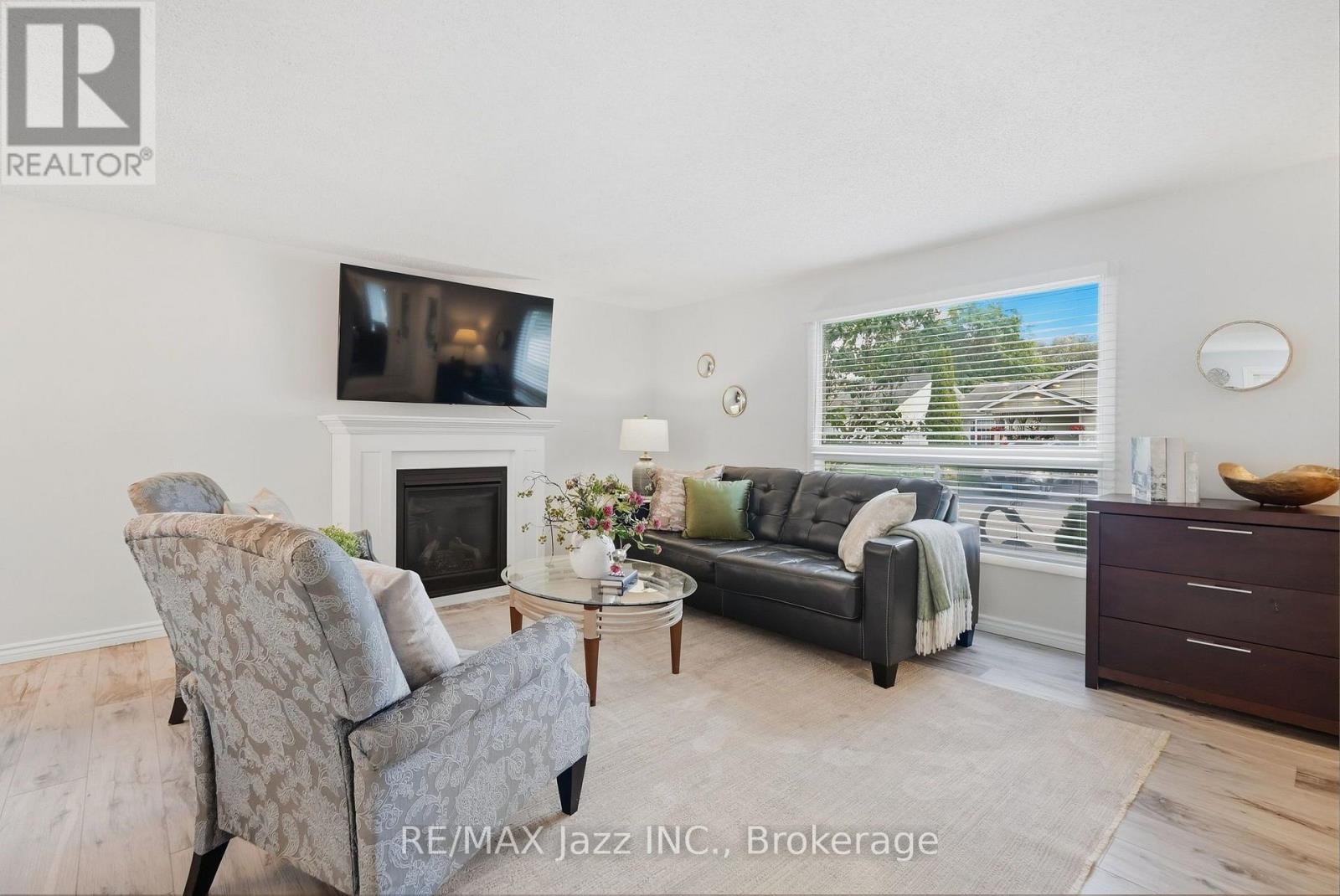 40 Wilmot Trail, Clarington, ON photo 5