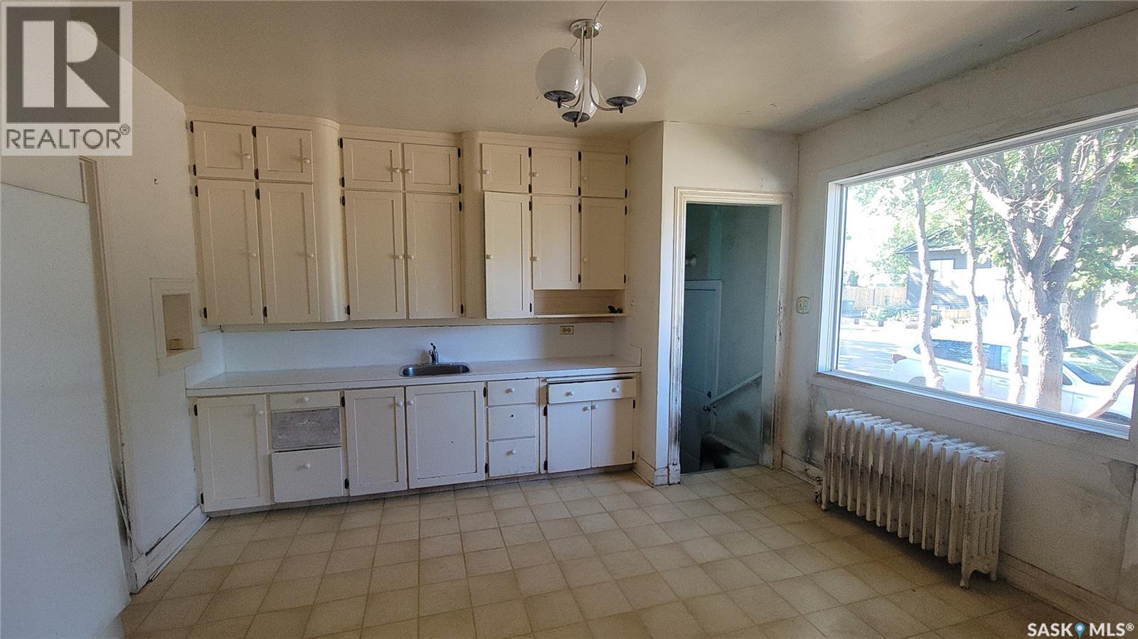 421 29th STREET W, Saskatoon — photo 7