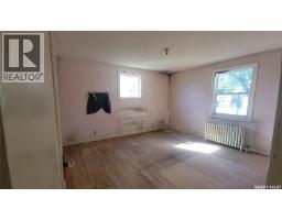 Bedroom - 421 29th Street W, Saskatoon, SK S7L0M3 Photo 9