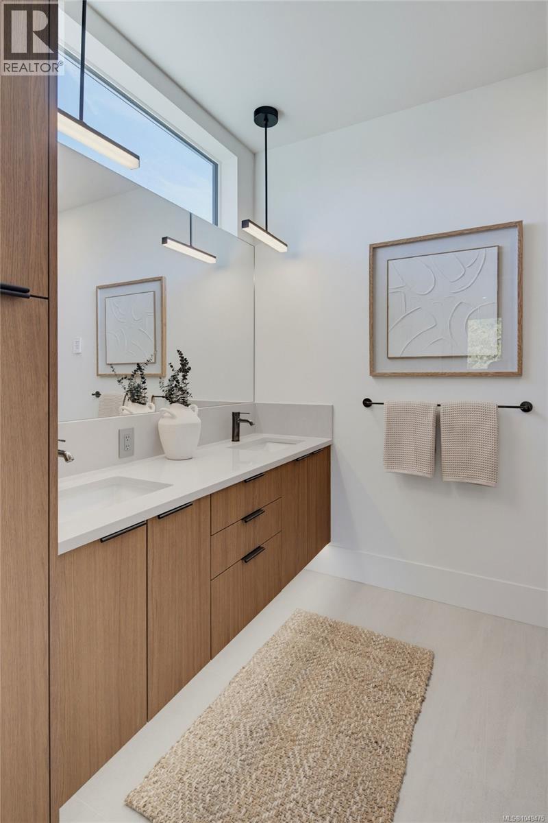 4 1434 Brooke Street, Victoria