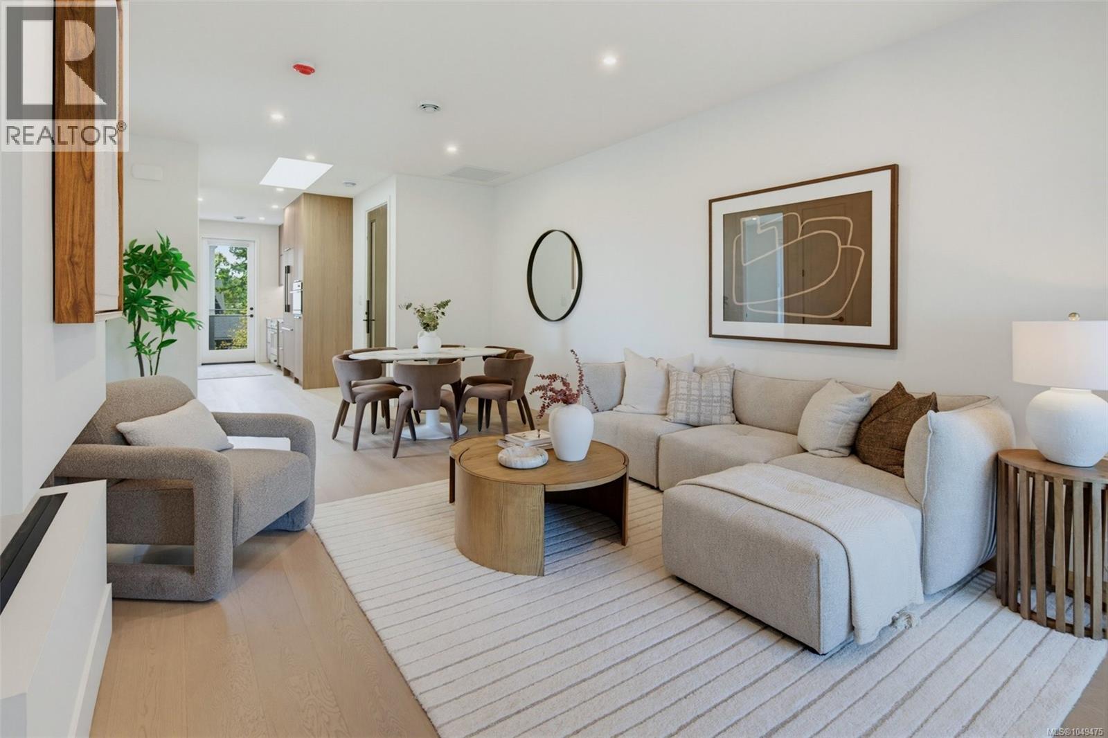 #4 1434 Brooke St - 16