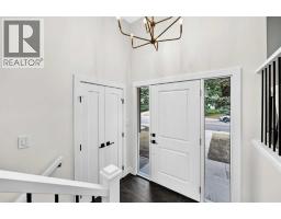 307 Silverthorn Way NW - photo 4
