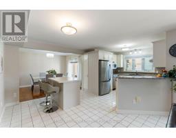 Living room - 206 Beley Street, Brockville, ON K6V6Z8 Photo 13
