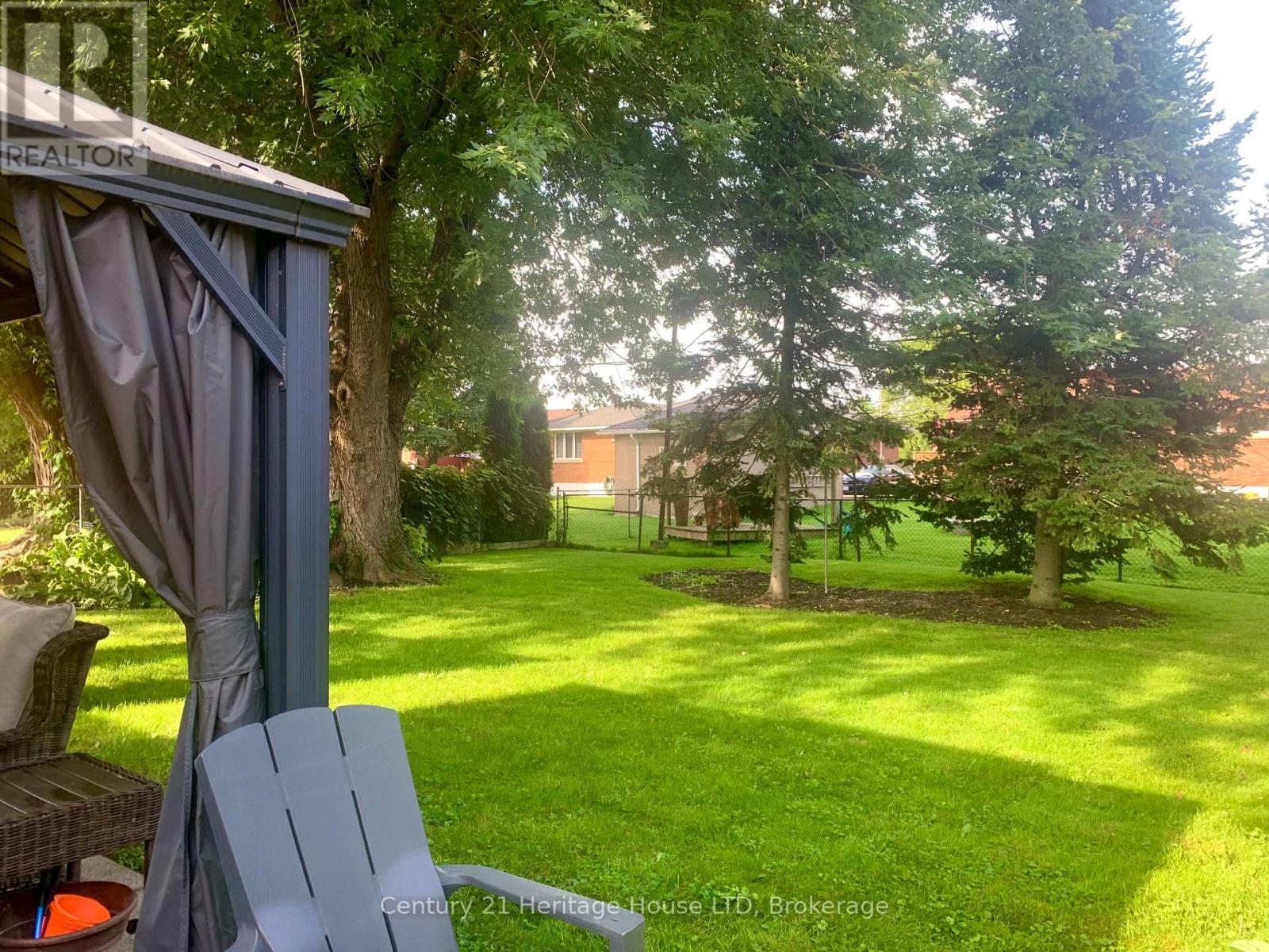 3627 WINDERMERE ROAD - 11