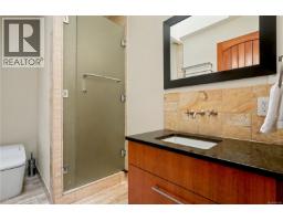 4 2622 Shelbourne St, Victoria, BC V8R4L9 Photo 26