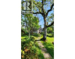 180 Island Hwy, View Royal, BC V9B1G2 Photo 26