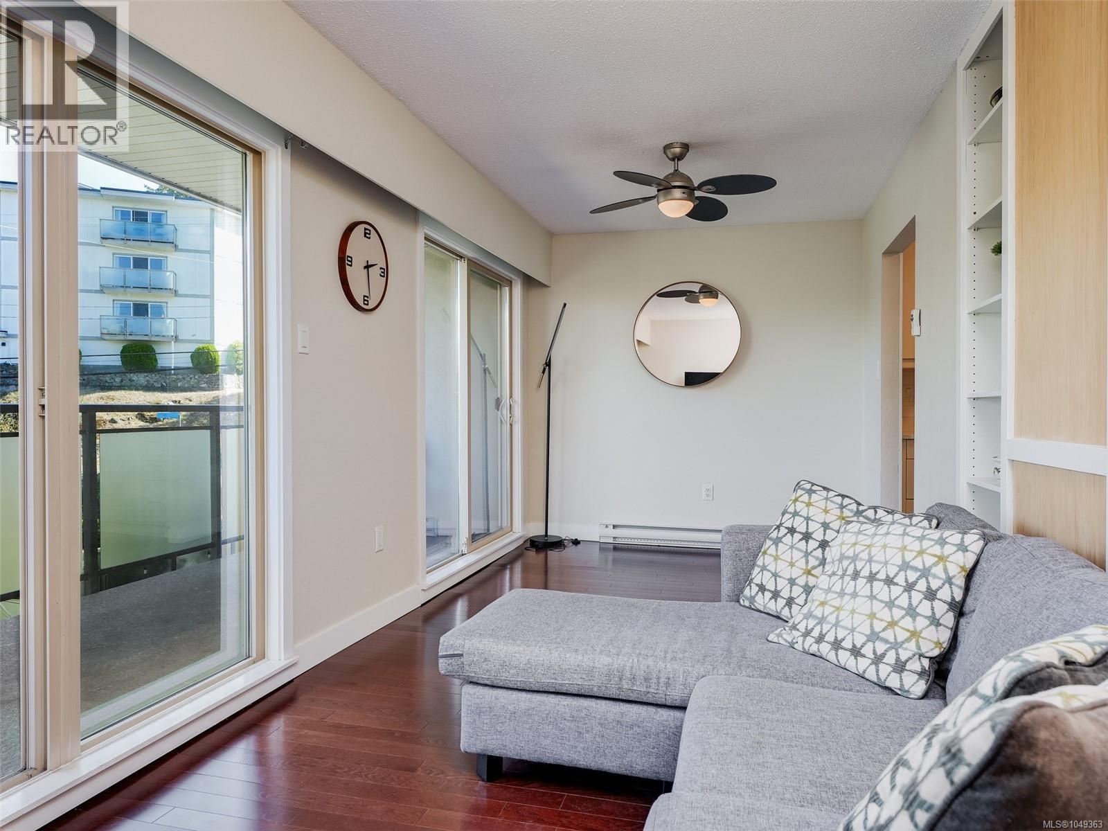 206 1545 Pandora Avenue, Victoria