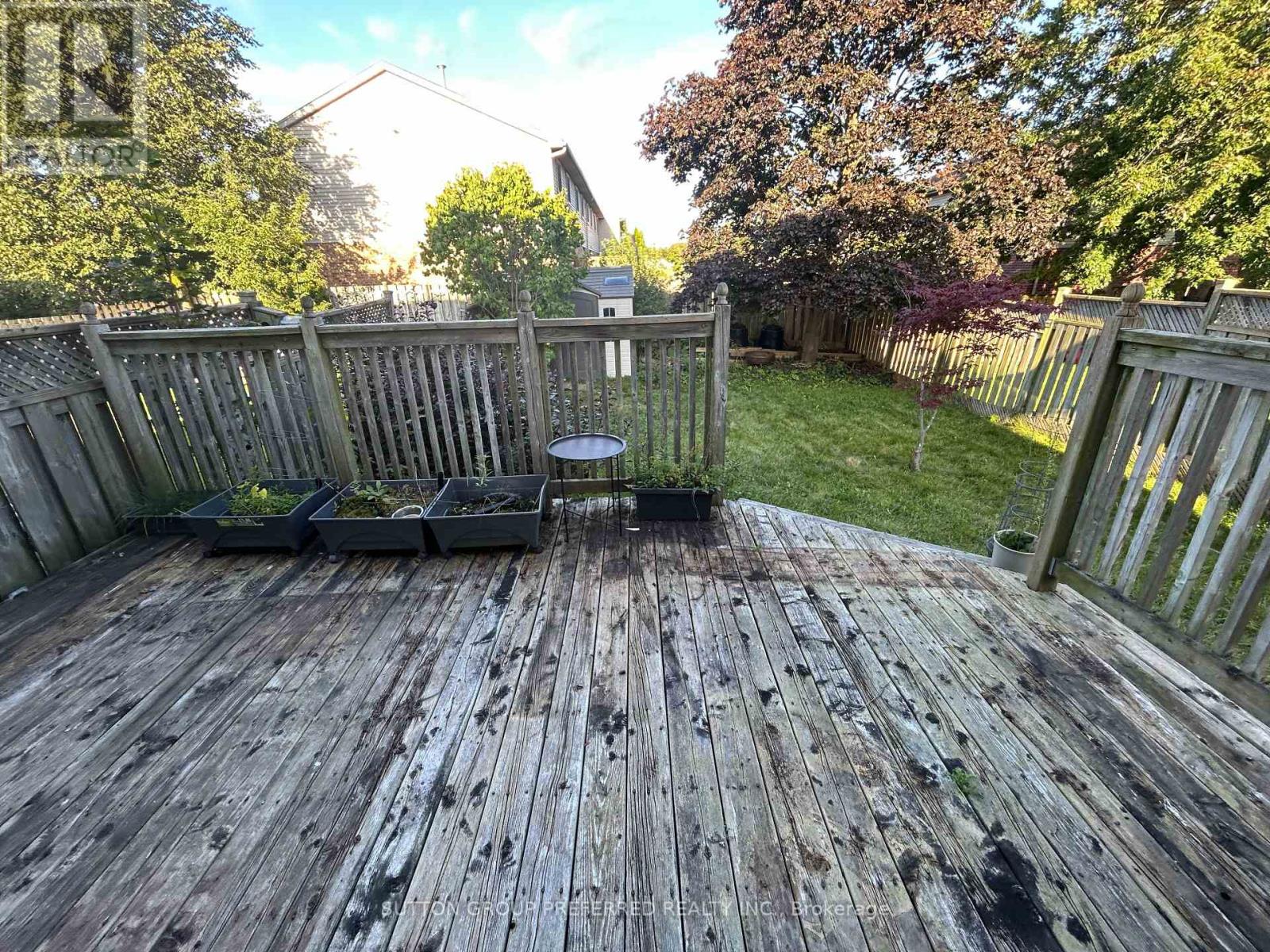 185 MARTINET AVENUE - 31