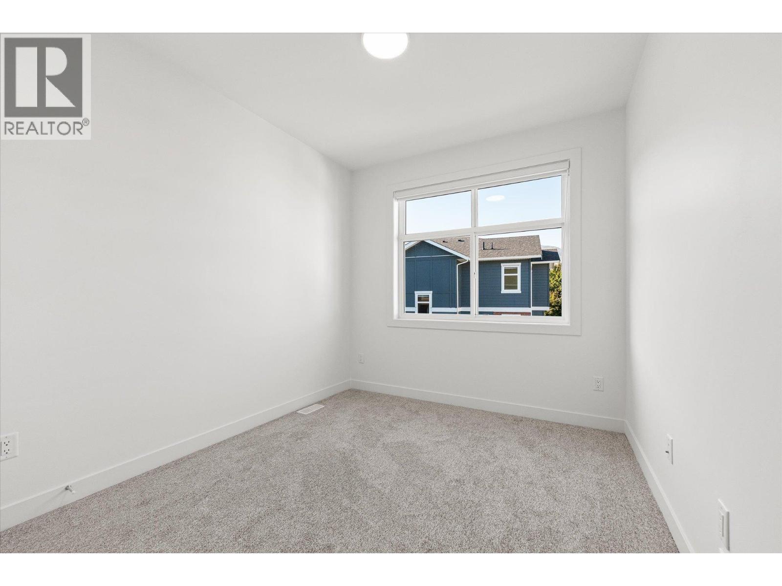 116 5300 Main Street, Kelowna