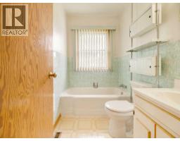 824 Stafford Drive N, Lethbridge, AB T1H2B6 Photo 14