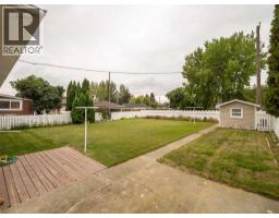 824 Stafford Drive N, Lethbridge, AB T1H2B6 Photo 32