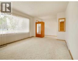 Bedroom - 824 Stafford Drive N, Lethbridge, AB T1H2B6 Photo 6