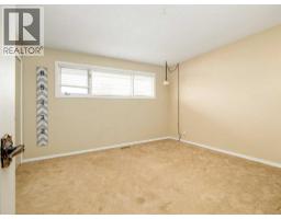 46 Laval Court W, Lethbridge, AB T1K4G3 Photo 26
