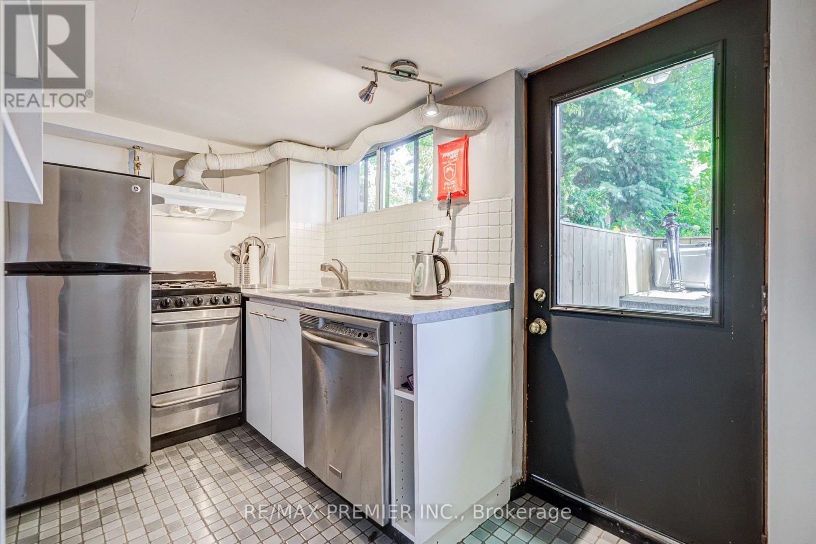 Photo of 224 Lippincott Street