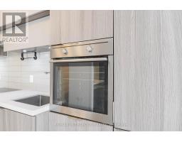 1504 - 8 Eglinton Avenue E, Toronto, ON M4P0C1 Photo 13