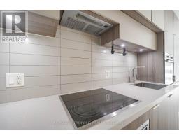 1504 - 8 Eglinton Avenue E, Toronto, ON M4P0C1 Photo 14