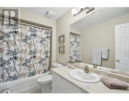 17 Marlwood Avenue, Wasaga Beach, ON L9Z1S9 Photo 24