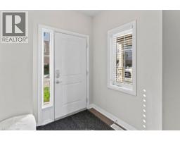 Family room - 28 Canary Grass Boulevard, Hannon, ON L0R1P0 Photo 11