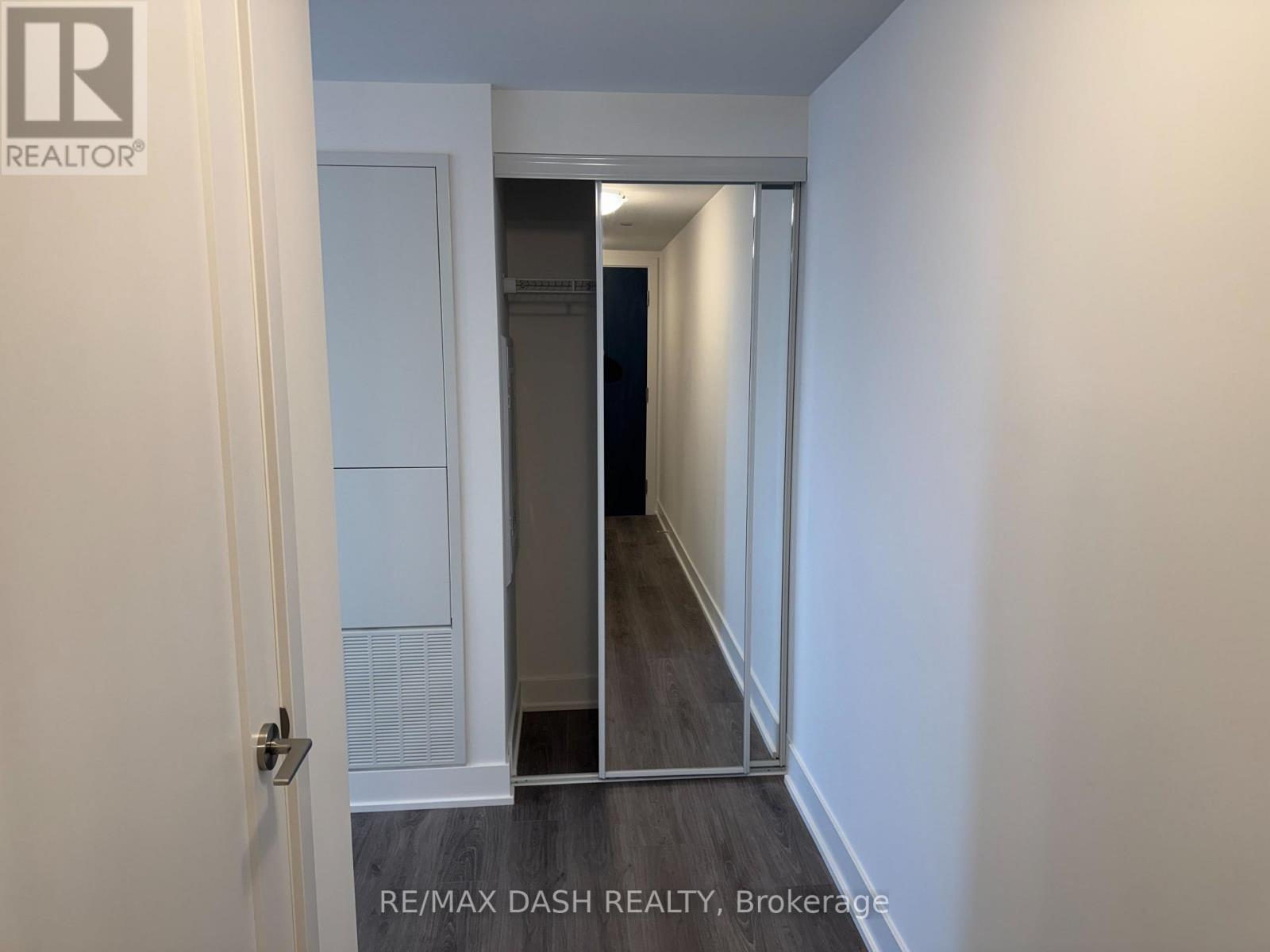 #1438 2545 Simcoe Street North, Oshawa (Windfields), Ontario, L1L0W3, Oshawa (Windfields), Ontario — photo 3 of 5