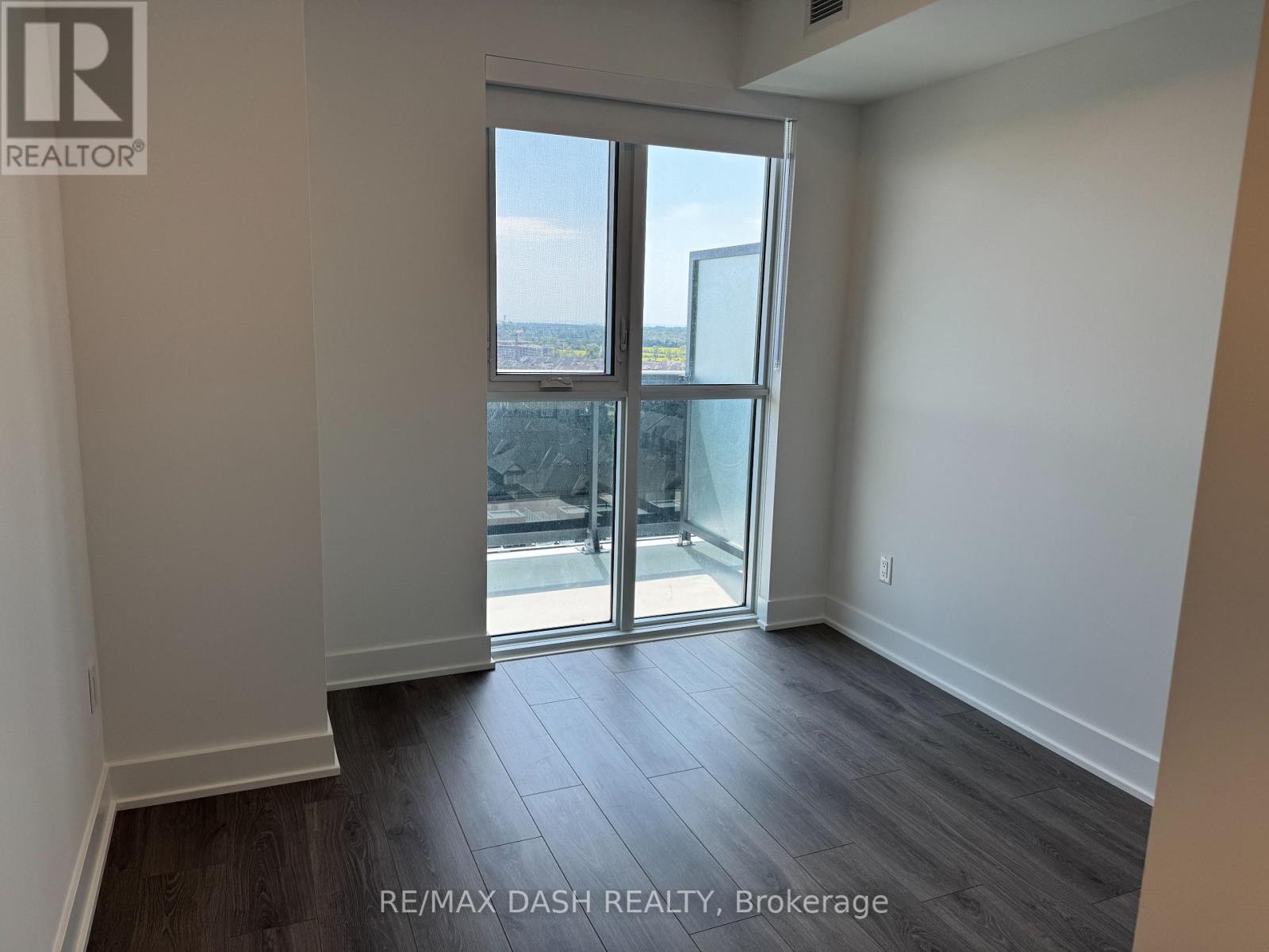 #1438 2545 Simcoe Street North, Oshawa (Windfields), Ontario, L1L0W3, Oshawa (Windfields), Ontario — photo 5 of 5