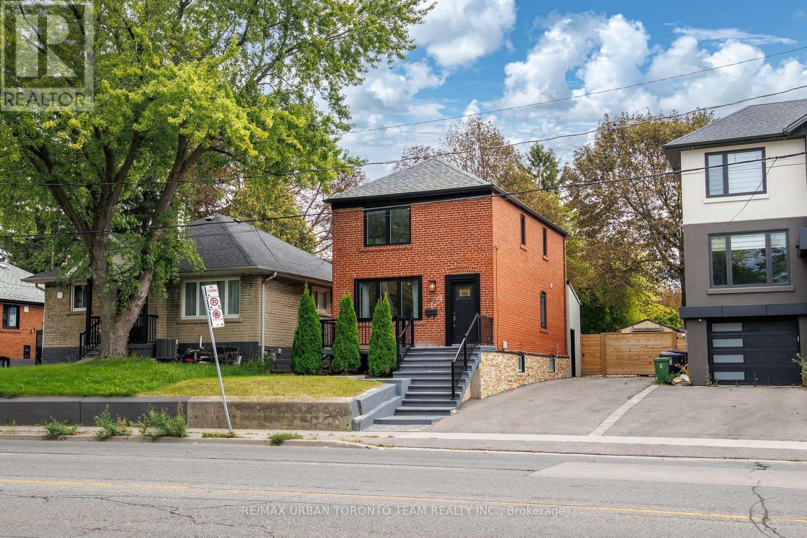 3517 ST CLAIR AVENUE E - Image 33