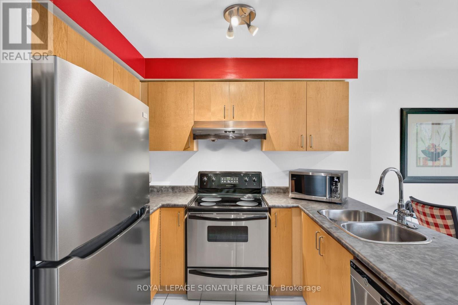 126 Whitby Shores Greenway, Whitby, ON photo 15