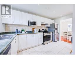 608 Beckworth Square, Pickering, ON L1V3X4 Photo 11