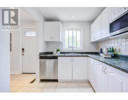 608 Beckworth Square, Pickering, ON L1V3X4 Photo 19