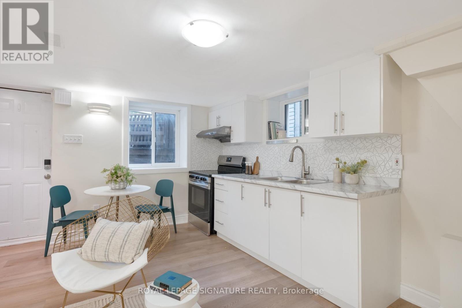 23 GREENWOOD AVENUE - Image 39
