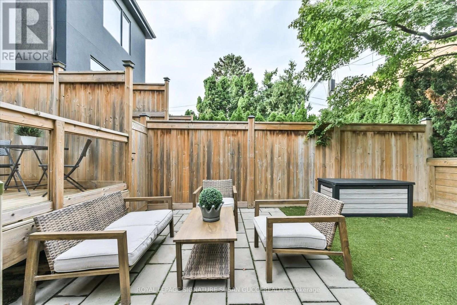 7A EVERETT CRESCENT - Image 32