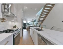 7a Everett Crescent, Toronto, ON M4C4P3 Photo 10