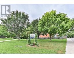 7a Everett Crescent, Toronto, ON M4C4P3 Photo 35