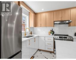 Primary Bedroom - 109 Glencrest Boulevard, Toronto, ON M4B1L9 Photo 9