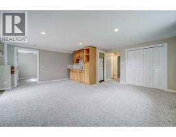 187 Cowichan Court W - photo 35