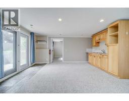187 Cowichan Court W - photo 34