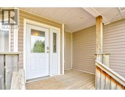 187 Cowichan Court W - photo 40