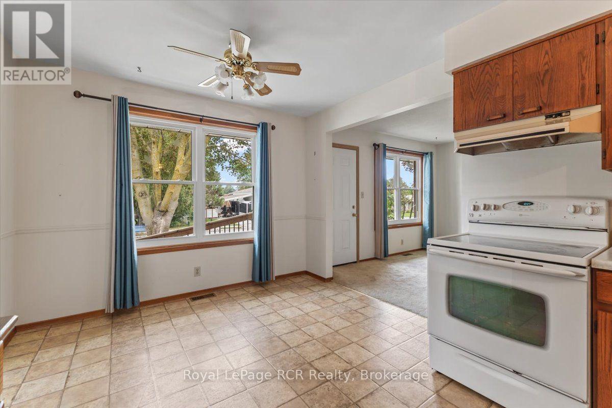 527 2ND A STREET - 10