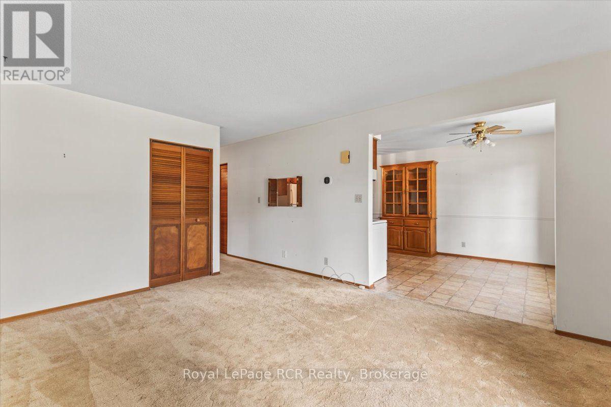 527 2ND A STREET - 7
