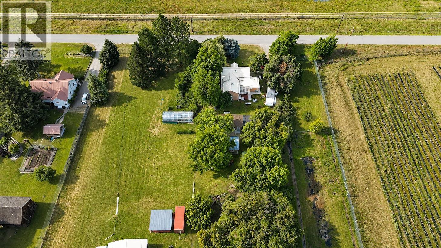 780 CAMERON Avenue - 2