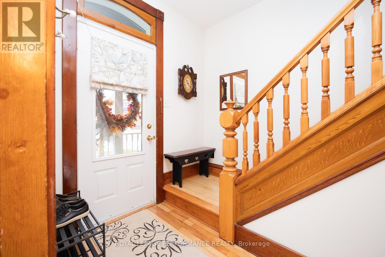 174 MAIN STREET S - 26