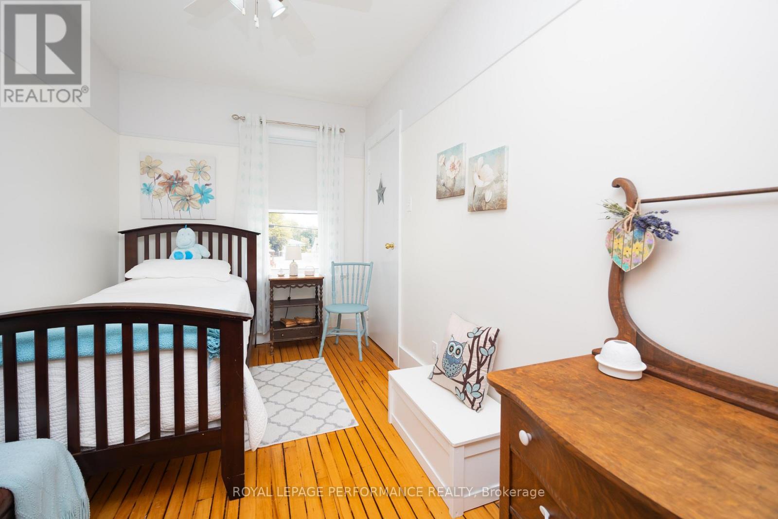 174 MAIN STREET S - 42