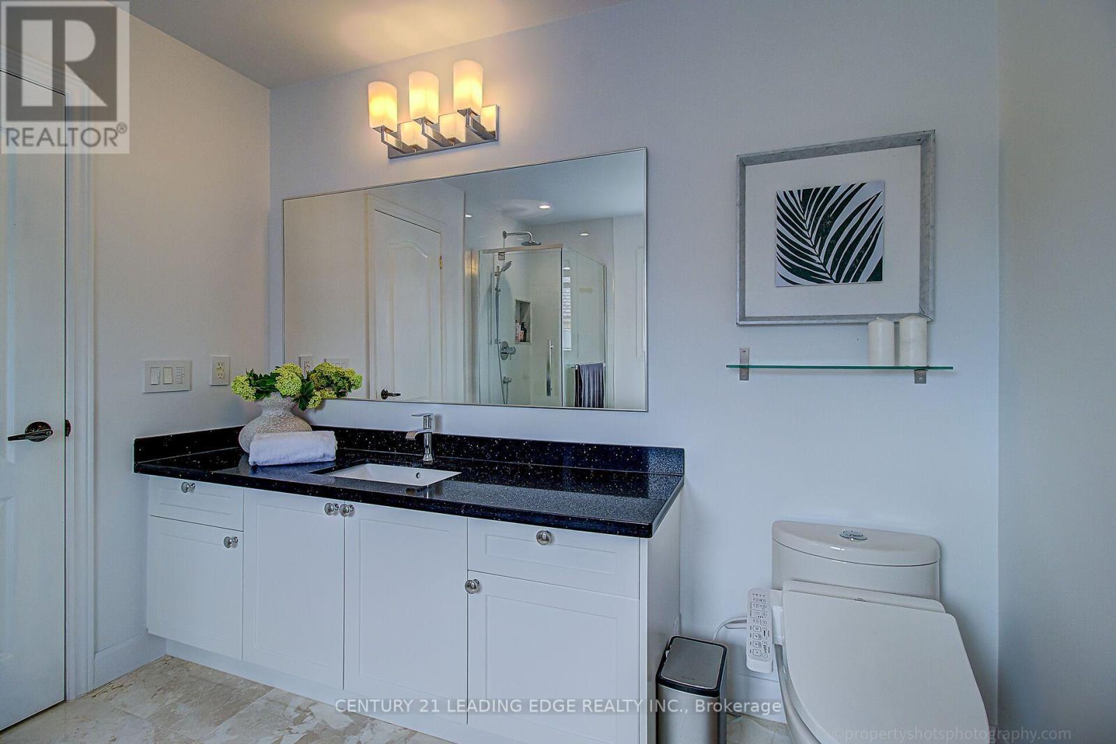 9 FLORELLE DRIVE - 31
