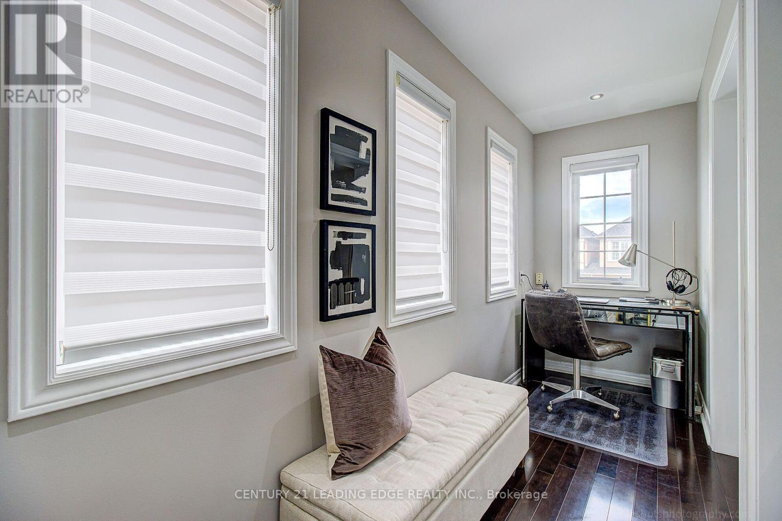 9 FLORELLE DRIVE - 37