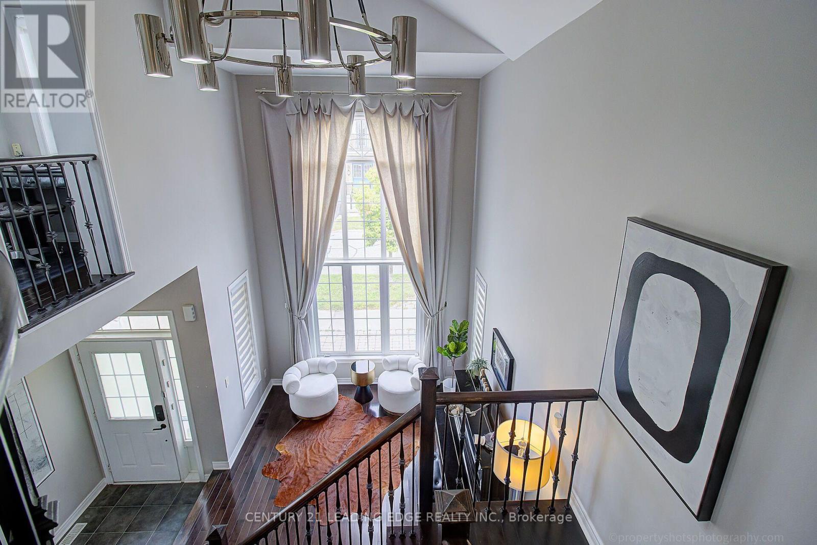 9 FLORELLE DRIVE - 38