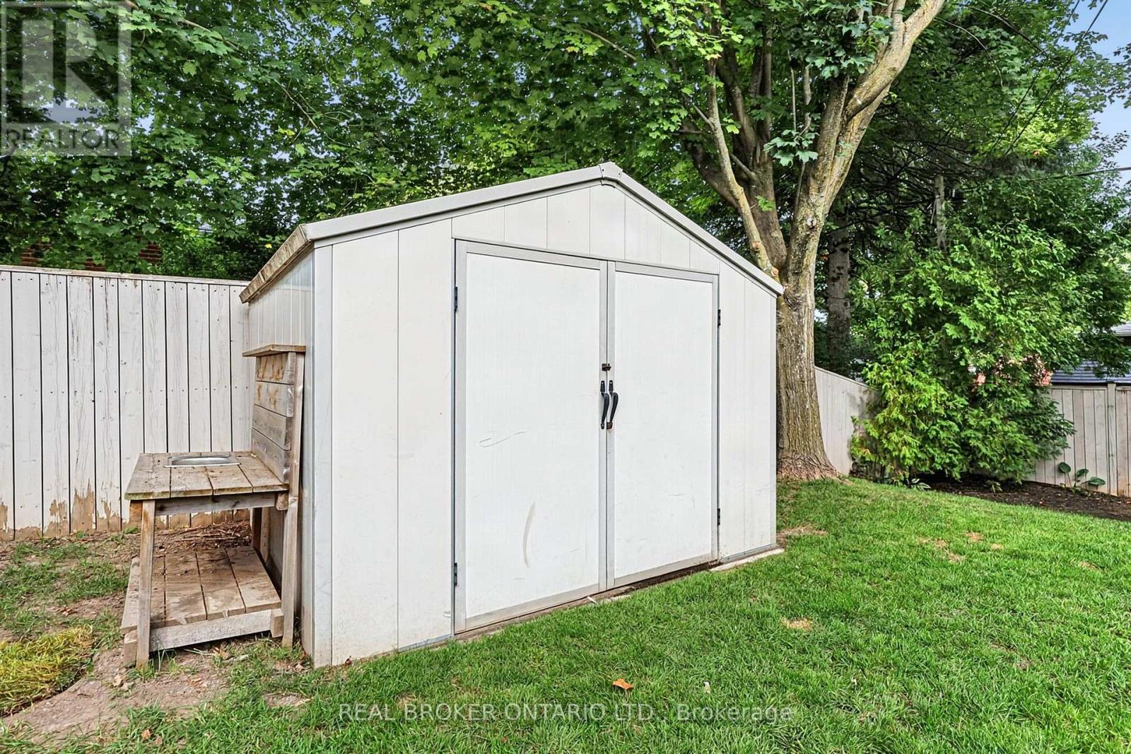 110 MURRAY DRIVE - Image 36