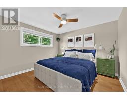 110 Murray Drive, Aurora, ON L4G2C5 Photo 12